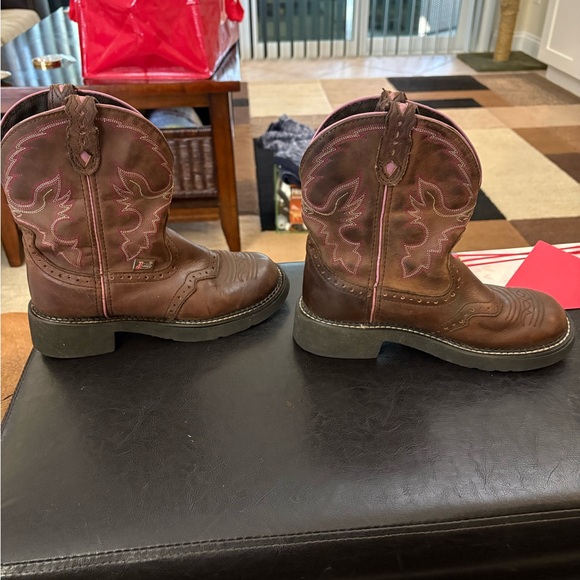 Justin Gypsy Boots Women Size 7B Brown Leather Pull On Western L9903 Round Toe - Picture 3 of 8